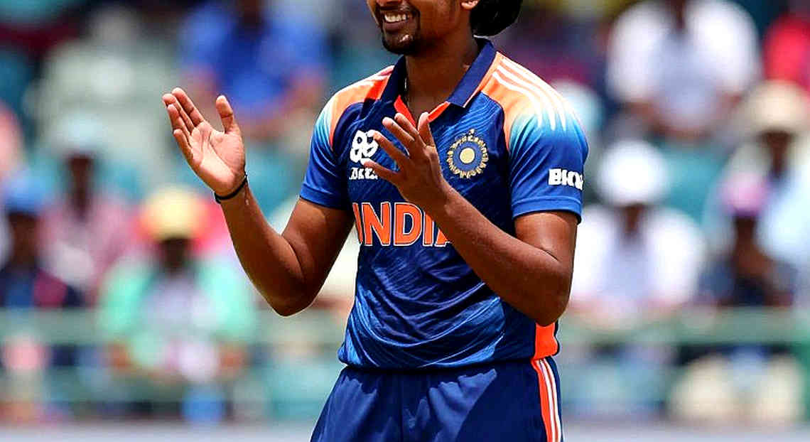 টানেলের আলোয় নিয়মিত মরসুমের আসল ছবি