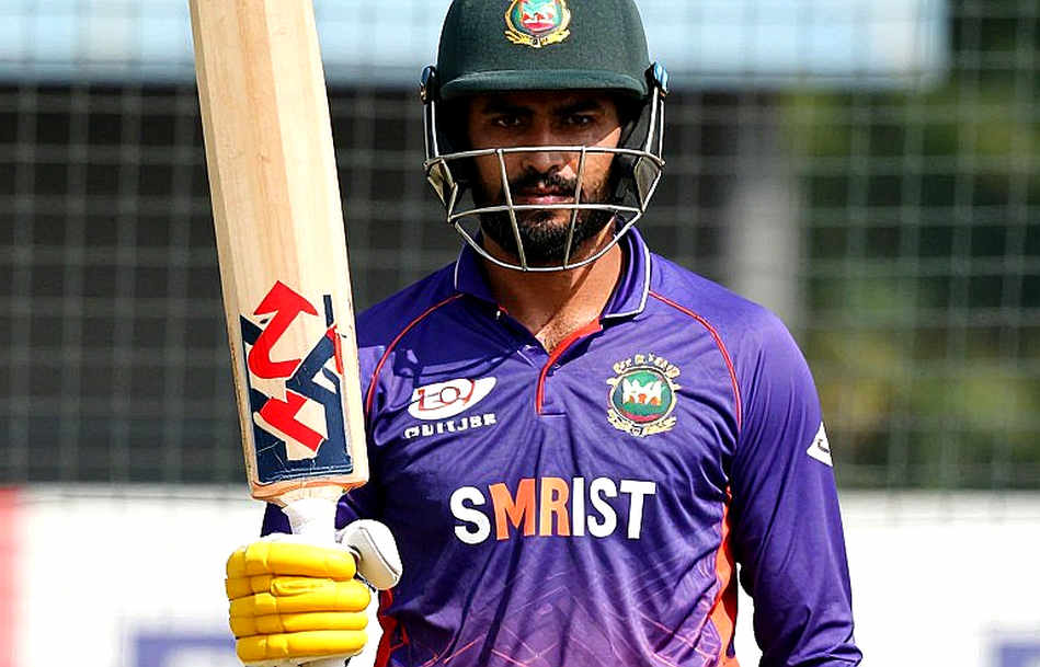 বাম কোমরের স্ট্রেইন: পান্তের লাল বলের মৌসুম শুরুর আগেই যে সংকেত ভারত এ দলে লুকিয়ে আছে