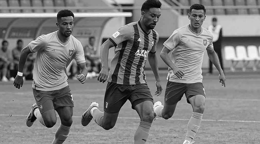 Ten Years at El Volcán: The Rhythm Nobody Counts Inside Mohamed's Winless Record Ten Years at El Volcán: The Rhythm Nobody Counts Inside Mohamed's Winless Record