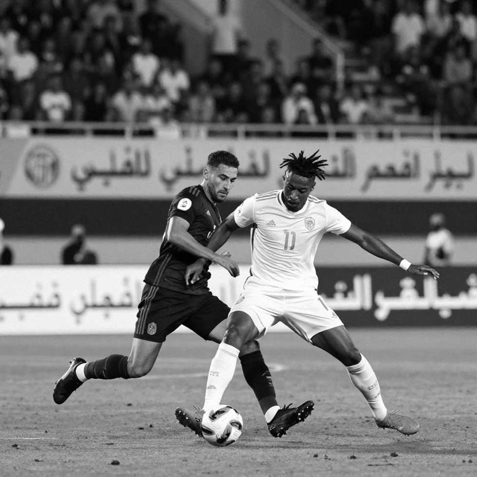 Transfer Window Noise, the Quiet Signal of the Archive