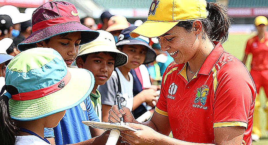 Litton Takes the Band, Dubai Sets the Quiet Trap: Bangladesh's Real Test in Six Days Litton Takes the Band, Dubai Sets the Quiet Trap: Bangladesh's Real Test in Six Days
