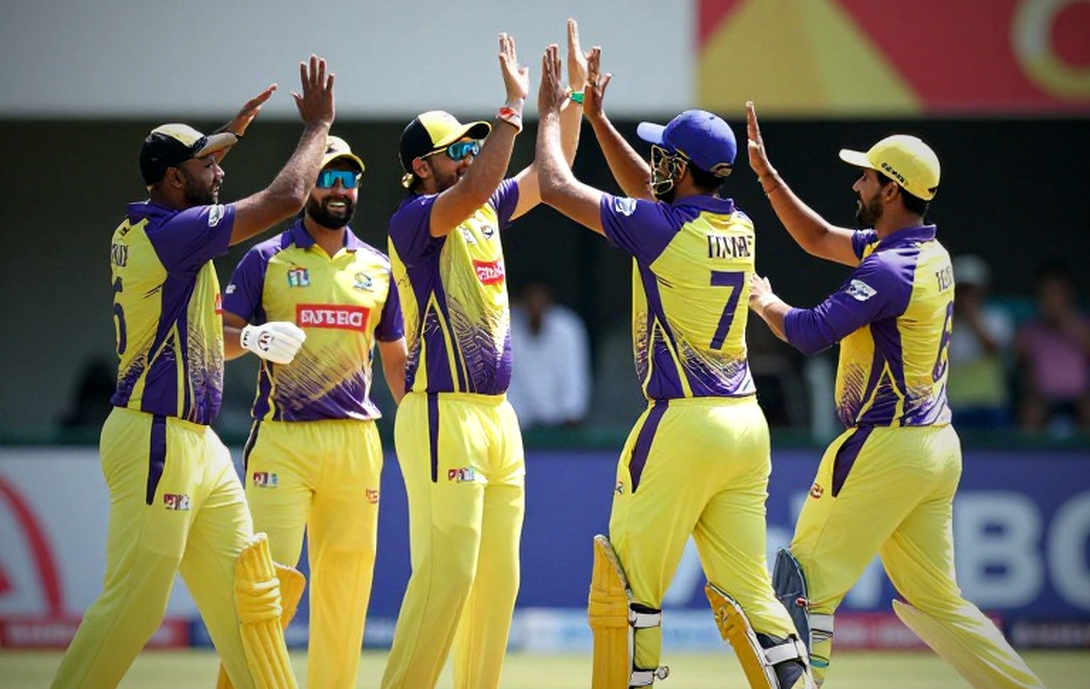 Behind Chandigarh's Last-Minute Appointment of Vinayak Samant Ahead of Ranji Opener Behind Chandigarh's Last-Minute Appointment of Vinayak Samant Ahead of Ranji Opener