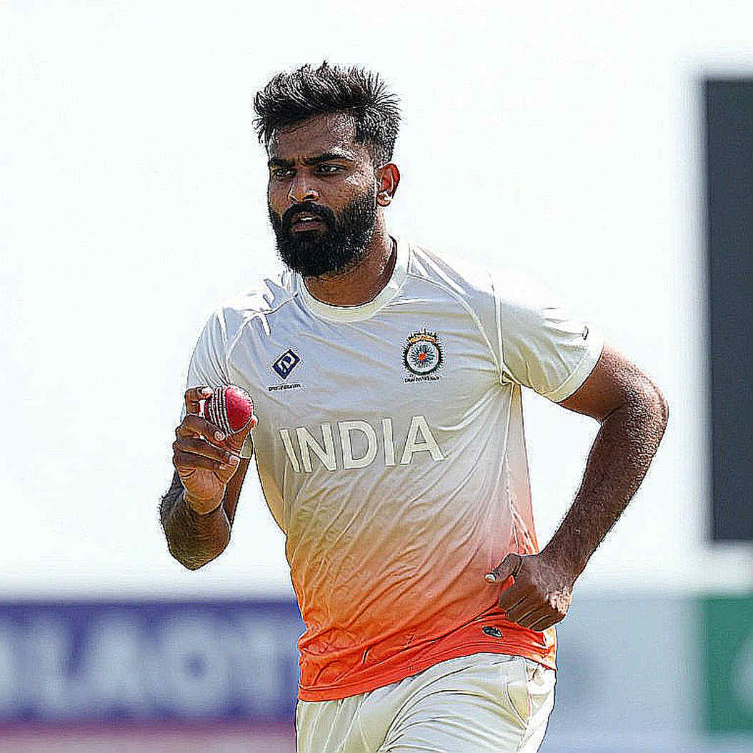 রাওয়ালপিন্ডির ফ্ল্যাট পিচে পাকিস্তানের 'নতুন যুগ' — যে গল্পে স্কোরকার্ড অনুপস্থিত রাওয়ালপিন্ডির ফ্ল্যাট পিচে পাকিস্তানের 'নতুন যুগ' — যে গল্পে স্কোরকার্ড অনুপস্থিত